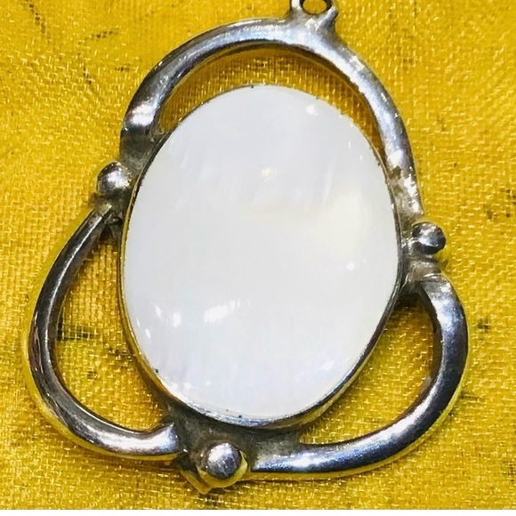 Bundle made. 1 silver Pendant 950 and Abalone w/pewter bracelet good condition - Picture 7 of 11